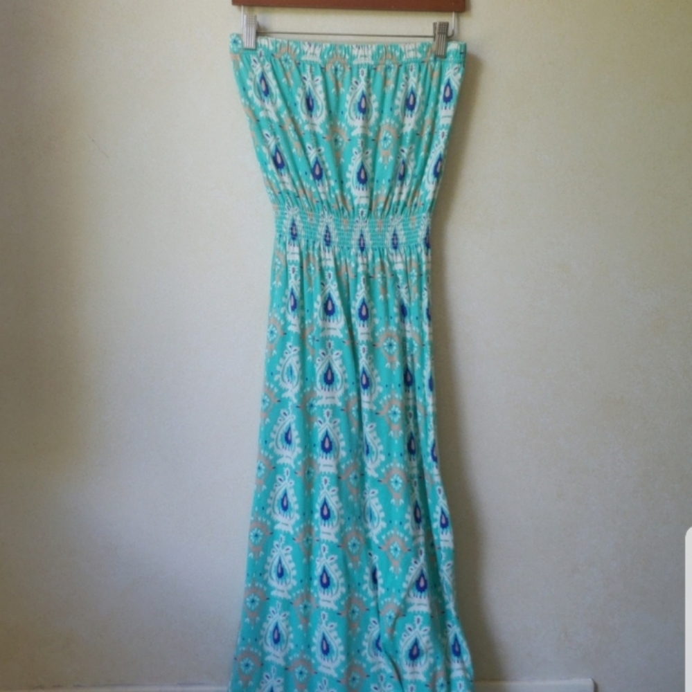 Summer Maxi Dress 🌞